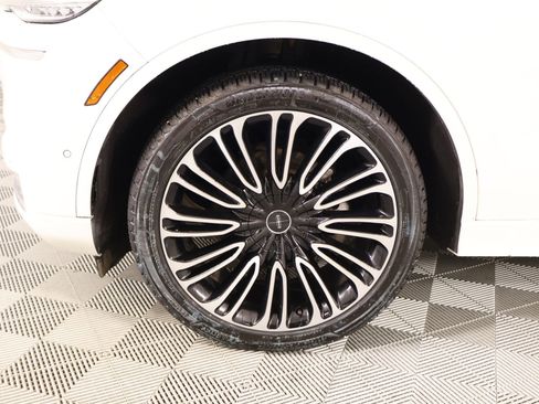 Used 2020 Lincoln Aviator Black Label w/ Dynamic Handling Package image 20