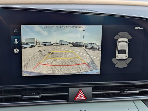 Used 2024 Hyundai Elantra Limited FWD image 27