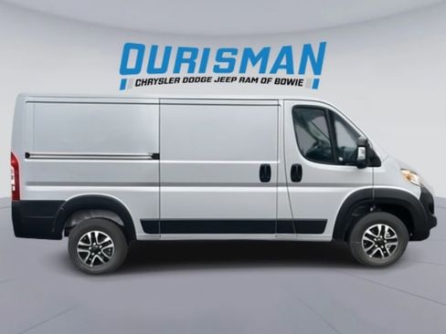 New 2025 RAM ProMaster 3500 w/ Quick Order Package 22G SLT image 2