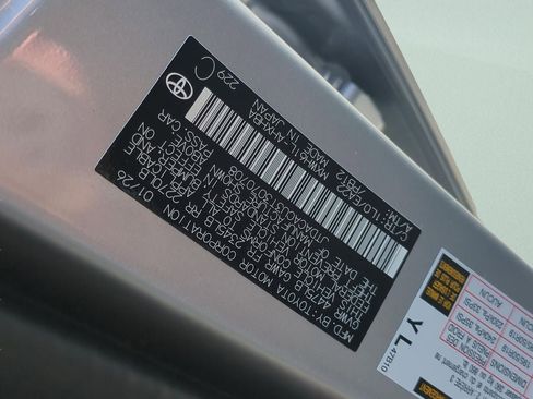 New 2026 Toyota Prius Plug-In Hybrid image 28