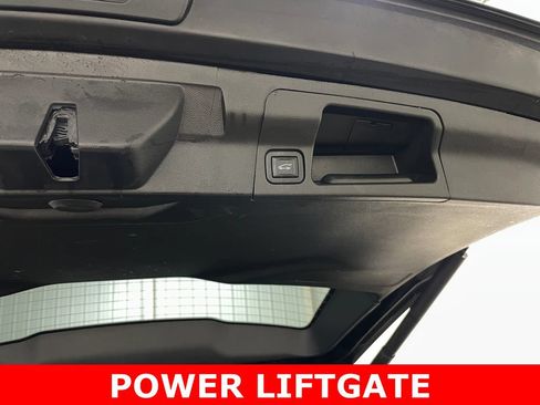 Used 2023 GMC Acadia Denali FWD image 48