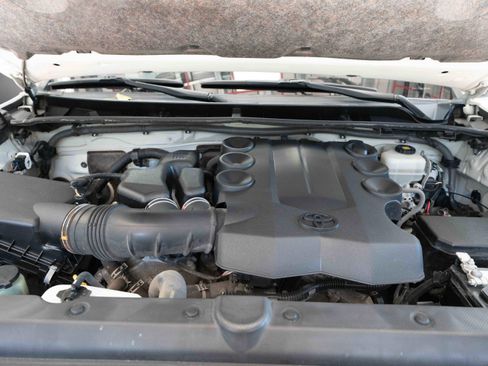 Used 2019 Toyota 4Runner Limited image 31