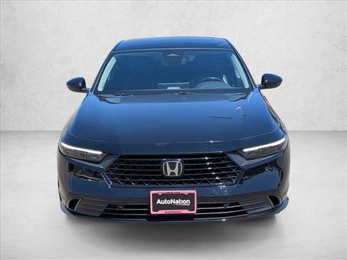 Used 2024 Honda Accord EX-L image 2