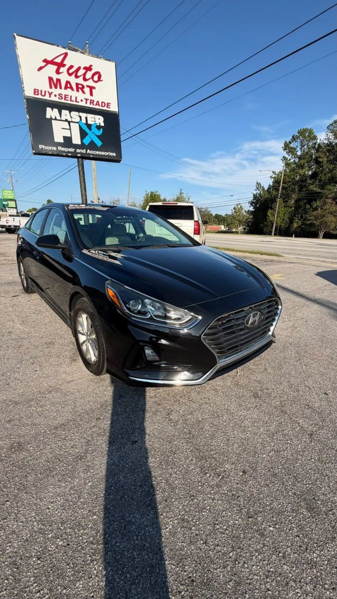 Used 2019 Hyundai Sonata SE w/ Cargo Package FWD image 7