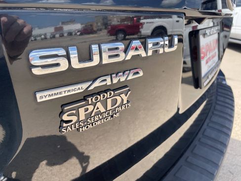 Used 2015 Subaru Forester 2.5i Premium w/ All-Weather Package AWD/4WD image 37