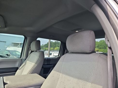 Used 2018 Ford F150 XLT w/ Equipment Group 302A Luxury RWD image 14
