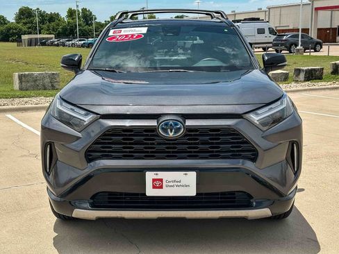 Used 2023 Toyota RAV4 XSE AWD/4WD image 8
