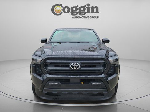 Certified 2025 Toyota Tacoma SR5 image 5