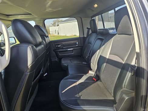 Used 2013 RAM 1500 Laramie w/ Convenience Group image 19