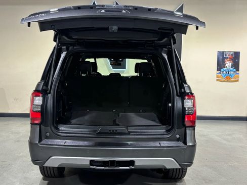Used 2019 Ford Expedition Limited w/ Equipment Group 301A image 10