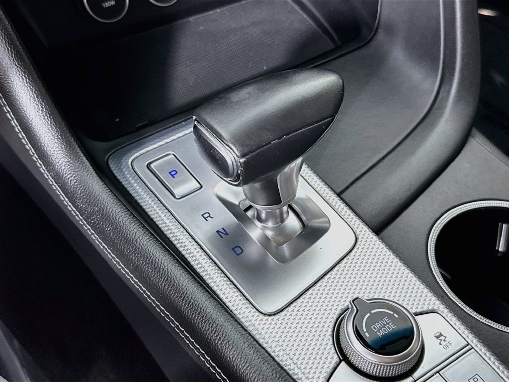 Used 2022 Genesis G70 3.3T RWD image 17