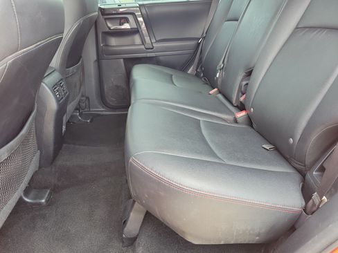 Used 2024 Toyota 4Runner TRD Off-Road Premium w/ Moonroof Package AWD/4WD image 11