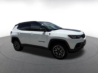 Used 2025 Jeep Compass Trailhawk AWD/4WD video 2