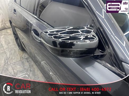 Used 2020 BMW 330i xDrive Sedan w/ Driving Assistance Package image 9