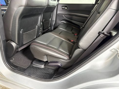 Used 2024 Dodge Durango GT RWD image 23