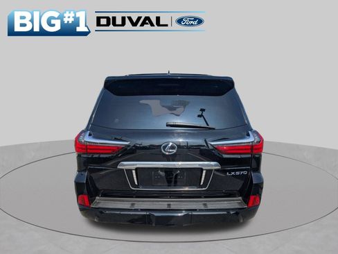 Used 2019 Lexus LX 570 4WD w/ Luxury Package image 5