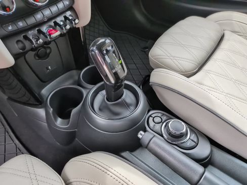Used 2023 MINI Cooper S w/ Signature Upholstery Package FWD image 29