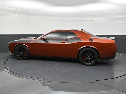 Used 2021 Dodge Challenger R/T Scat Pack w/ T/A Package RWD image 2