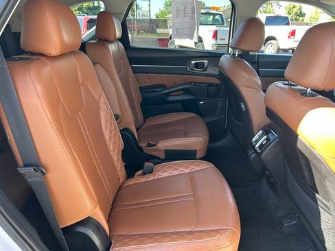 Used 2021 Kia Sorento SX Prestige AWD/4WD image 35