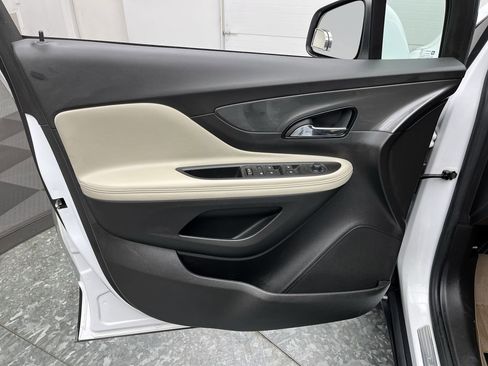 Certified 2018 Buick Encore Preferred FWD image 7