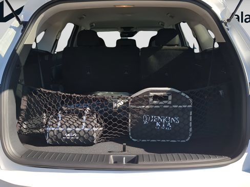 New 2026 Kia Sorento LX FWD image 13