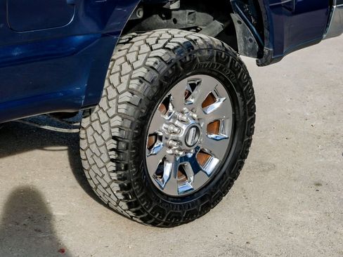 Used 2019 Ford F250 Lariat w/ Lariat Ultimate Package image 63