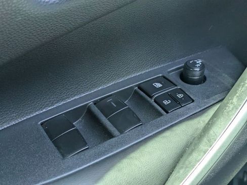 Used 2023 Toyota Corolla SE image 20