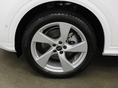 Used 2025 Audi Q5 Premium Plus AWD/4WD image 30