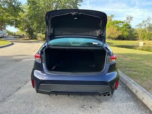 Used 2021 Toyota Corolla SE image 10