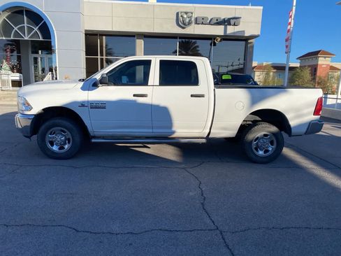 Used 2013 RAM 2500 Tradesman w/ Chrome Appearance Group image 9