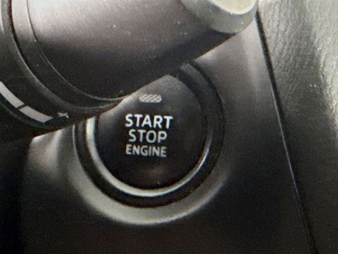 Used 2017 MAZDA MAZDA3 Grand Touring image 21