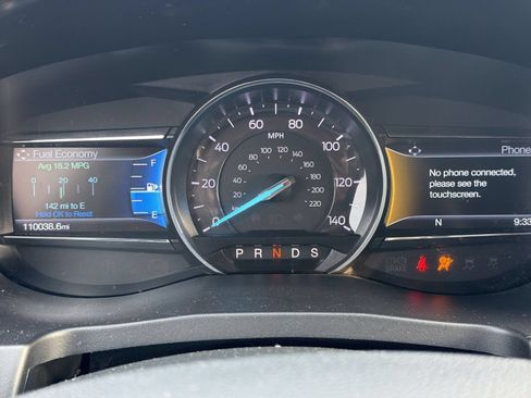 Used 2019 Ford Explorer XLT w/ Equipment Group 202A FWD image 32