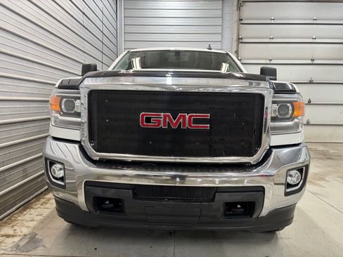 Used 2017 GMC Sierra 3500 SLE w/ SLE Fleet Preferred Package image 2