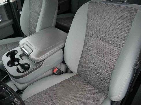 Used 2019 RAM 1500 Big Horn image 34