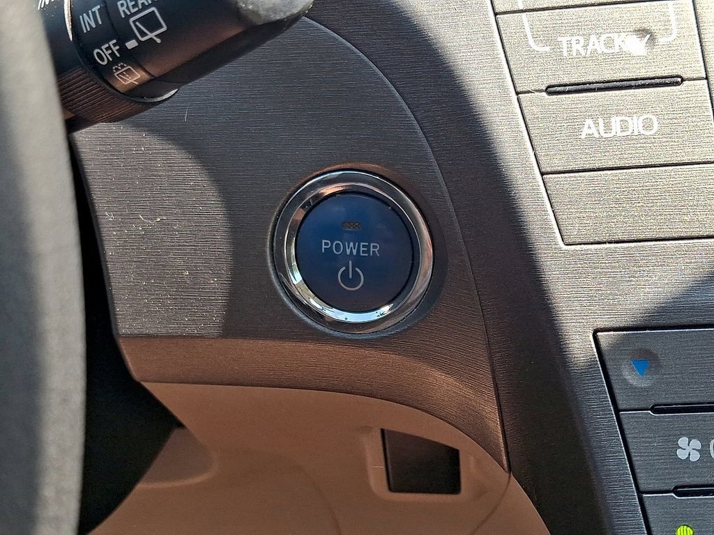 Used 2013 Toyota Prius Two FWD image 22