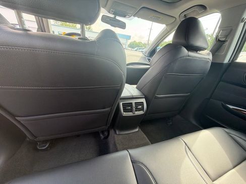 Used 2015 Acura TLX FWD image 12