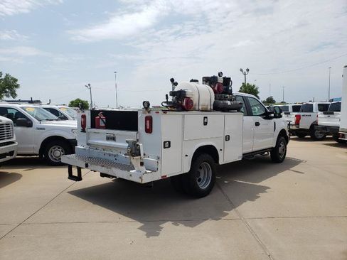 Used 2018 Ford F350 XL w/ Power Equipment Group AWD/4WD image 7