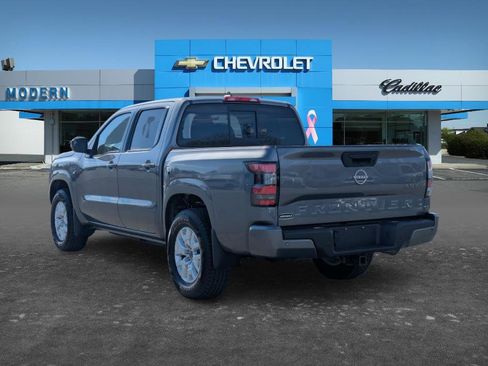 Used 2022 Nissan Frontier SV image 7