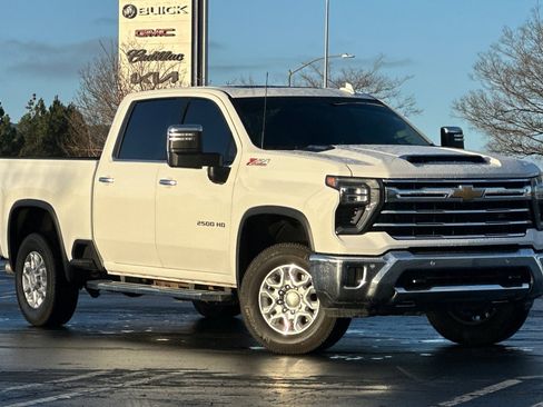 Certified 2025 Chevrolet Silverado 2500 LTZ w/ LTZ Premium Package image 2