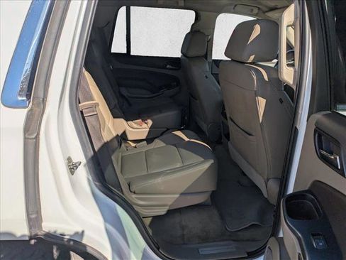 Used 2018 Chevrolet Tahoe LT image 17