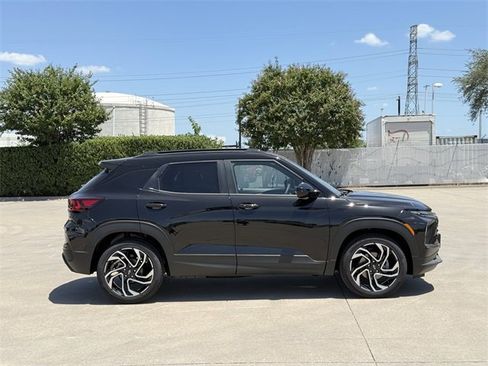 New 2026 Chevrolet TrailBlazer RS w/ Convenience Package image 3