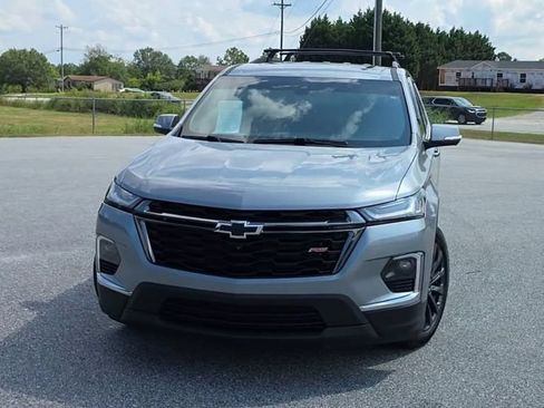 Certified 2023 Chevrolet Traverse RS w/ LPO, Floor Liner Package AWD/4WD image 3