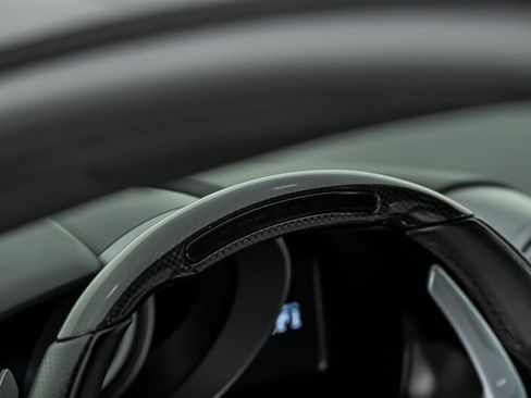 Used 2020 Ferrari F8 Tributo RWD image 20