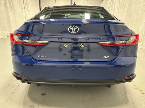 Used 2026 Toyota Camry SE FWD image 6