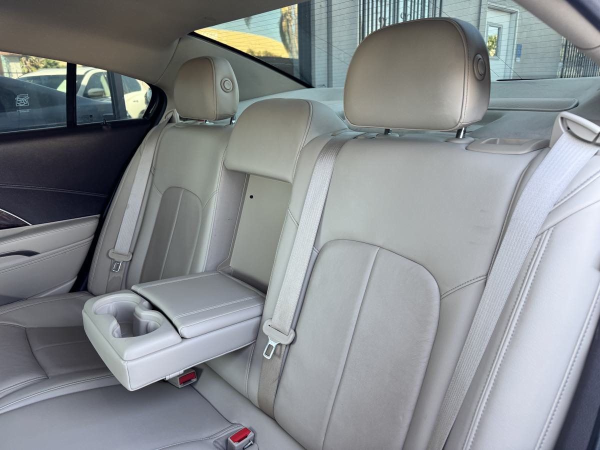 Used 2015 Buick LaCrosse Leather FWD image 31