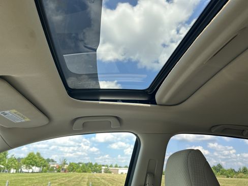 Used 2016 Honda CR-V EX image 11