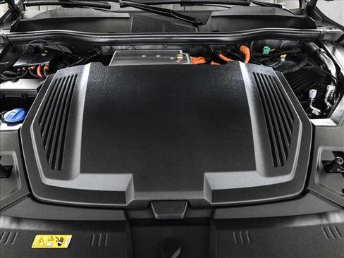 Certified 2024 Audi Q8 e-tron Prestige w/ Prestige Package image 24