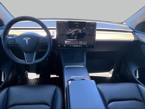 Used 2025 Tesla Model Y Long Range AWD/4WD image 15