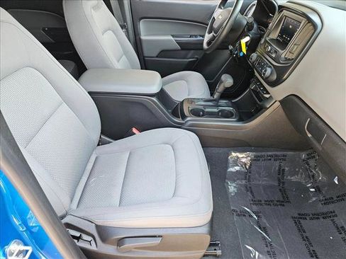 Used 2021 Chevrolet Colorado W/T w/ WT Convenience Package AWD/4WD image 23
