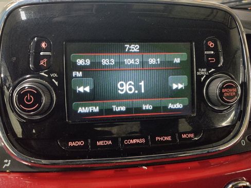 Used 2016 FIAT 500 Pop image 25